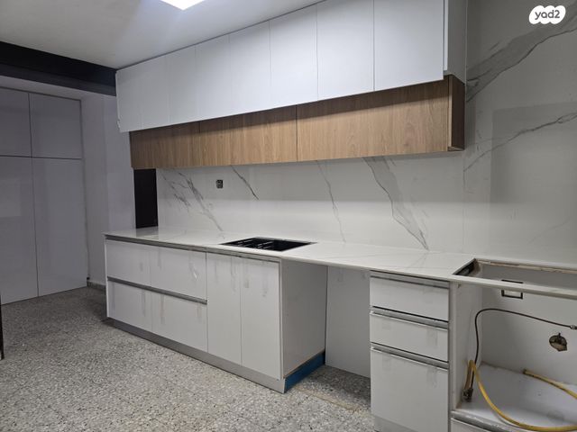 קדושי מצרים 29