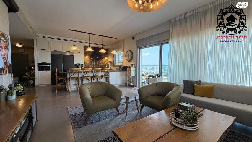 פרופ' אפרים קציר 