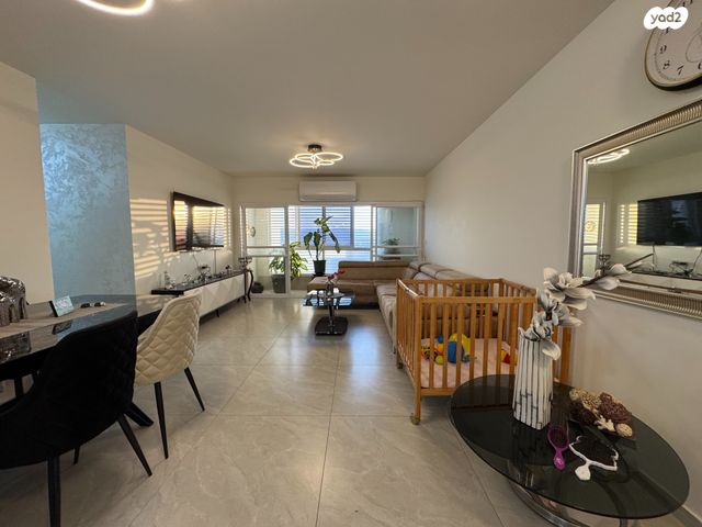 שדרות משה שרת 17