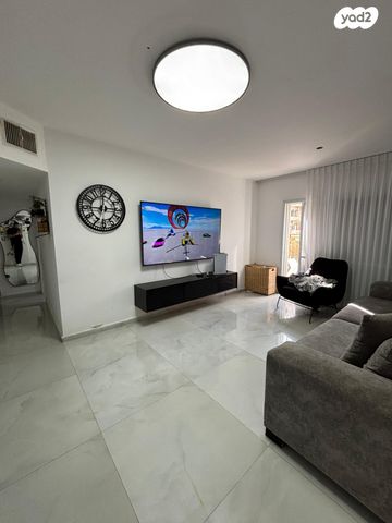 שדרות יוהנה ז'בוטינסקי 21