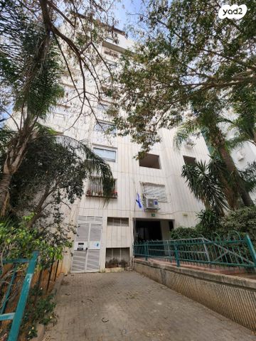 אהרון לובלין 12