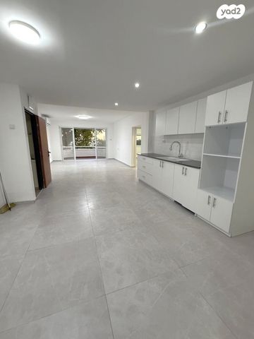 שביל הנרקיס 8