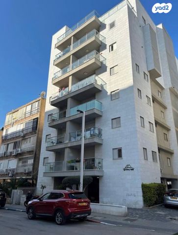 שדרות בר אילן 24