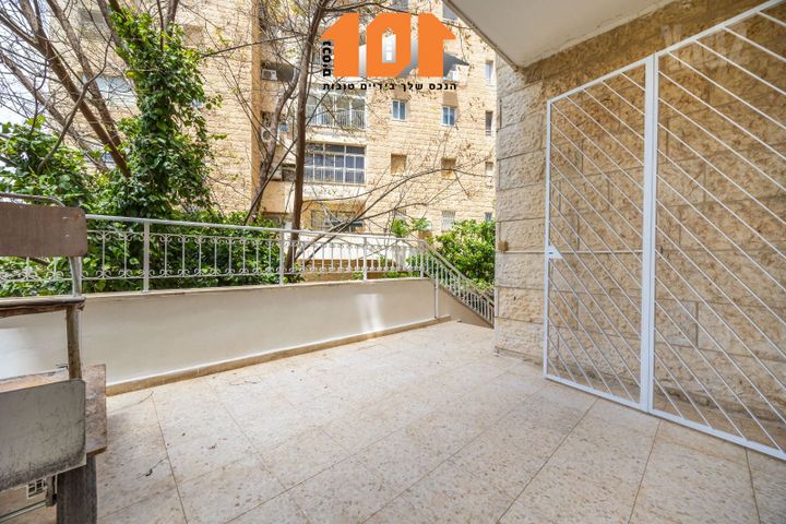 דירת גן למכירה בירושלים (תיווך) — 3