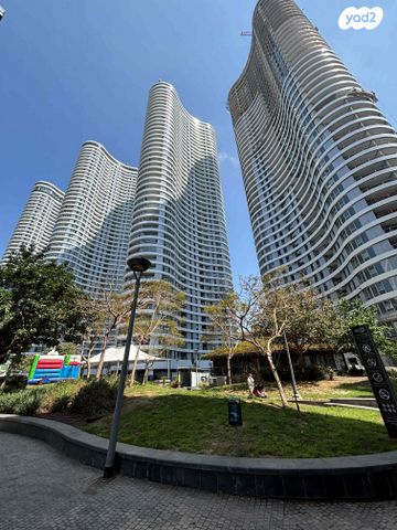 גרציאני יצחק 10