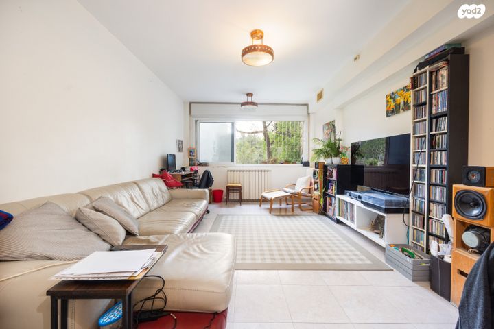 אריה ל. קובובי 