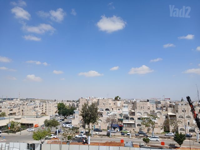 דירה למכירה בירושלים (תיווך) — 3