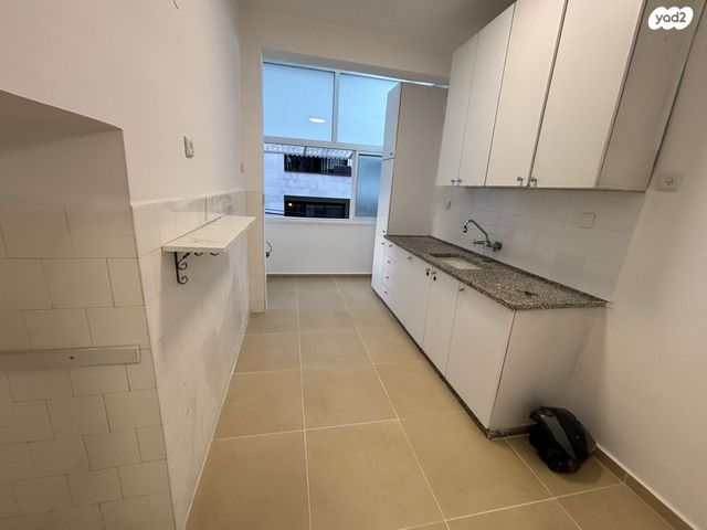 שדרות ירושלים 