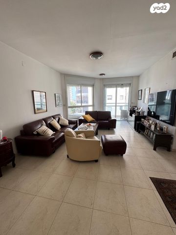 מודעת נכס, תל ברוך צפון, תל אביב יפו