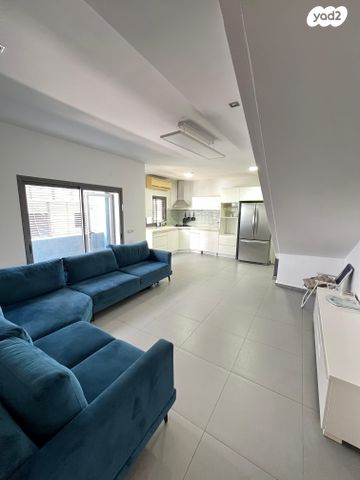 ארלוזורוב 71