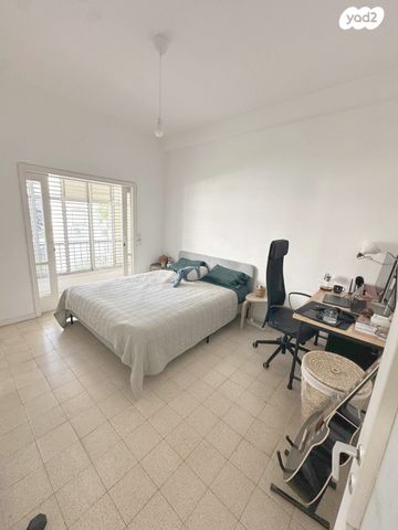 אשתורי הפרחי 