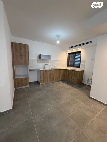 הרב מרדכי אליהו 21