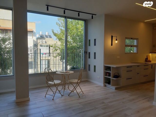 יהודה המכבי 42