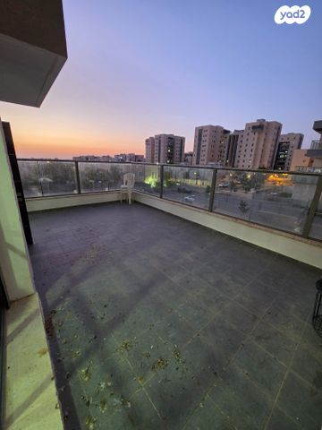 נתיבות מערב