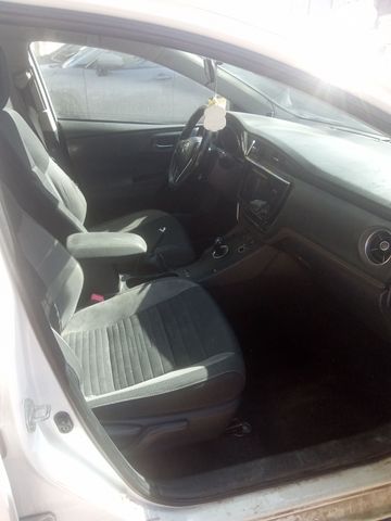 מודעת רכב טויוטה אוריס