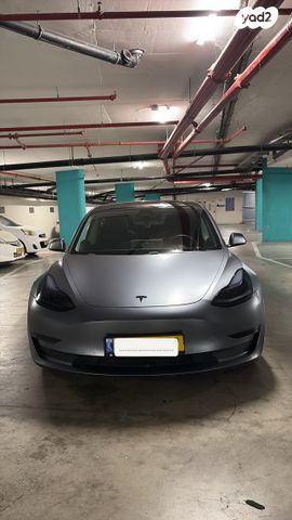 מודעת רכב טסלה מודל 3