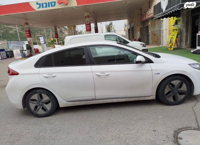 מודעת רכב יונדאי איוניק