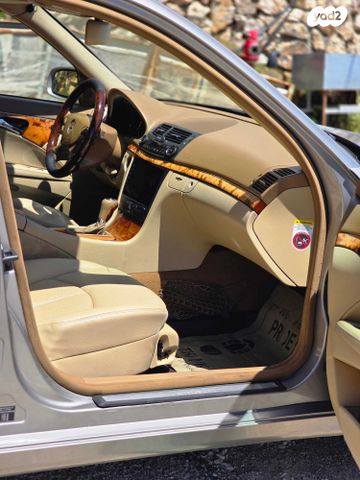 מודעת רכב מרצדס-בנץ E-class