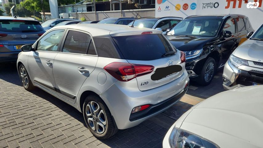 מודעת רכב יונדאי i20