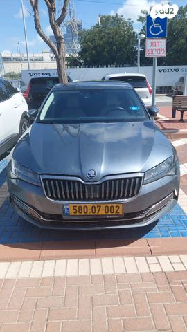 מודעת רכב סקודה סופרב