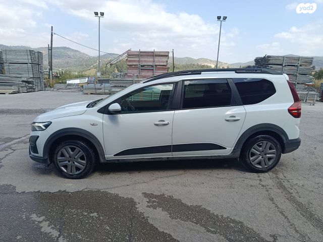 מודעת רכב דאצ'יה ג׳וגר