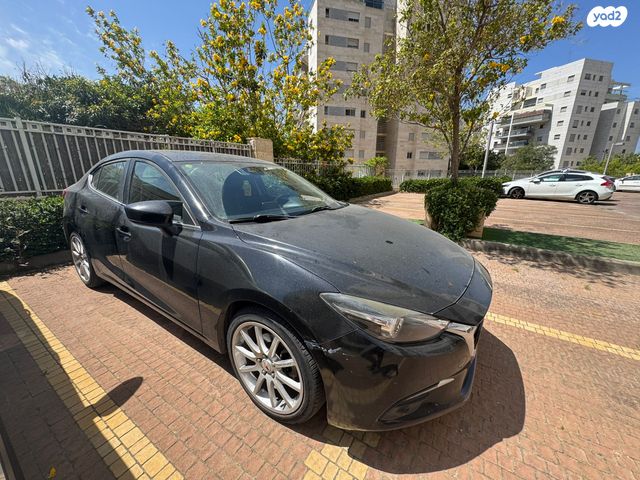 מודעת רכב מאזדה 3