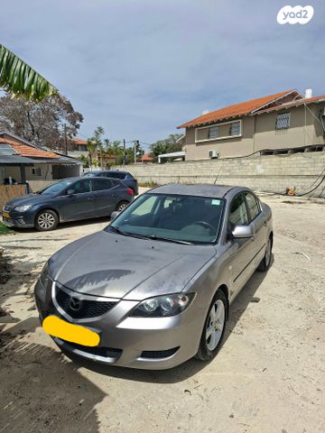 מודעת רכב מאזדה 3