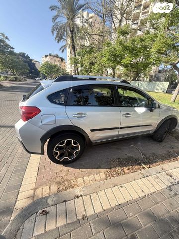 מודעת רכב סובארו XV