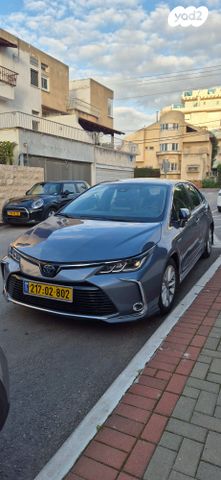 מודעת רכב טויוטה קורולה