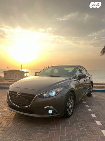 מודעת רכב מאזדה 3