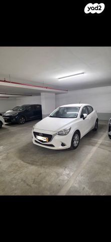 מודעת רכב מאזדה 2