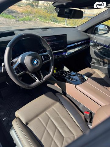 מודעת רכב ב מ וו סדרה 5