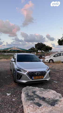 מודעת רכב יונדאי איוניק