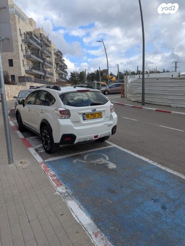 מודעת רכב סובארו XV