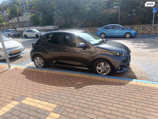 מודעת רכב טויוטה יאריס