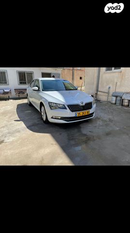 מודעת רכב סקודה סופרב