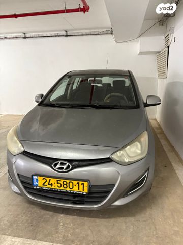 מודעת רכב יונדאי i20