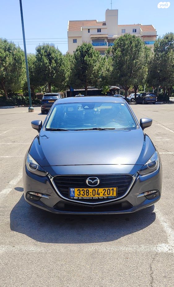 מודעת רכב מאזדה 3