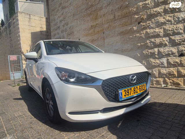 מודעת רכב מאזדה 2