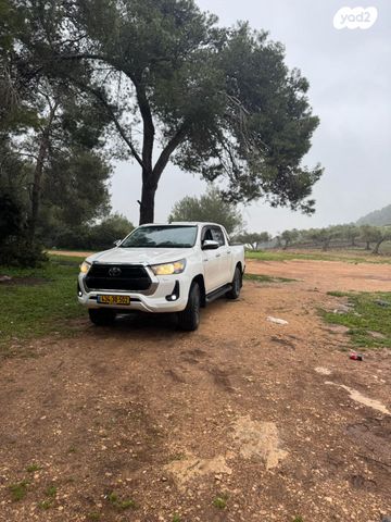 מודעת רכב טויוטה היילקס