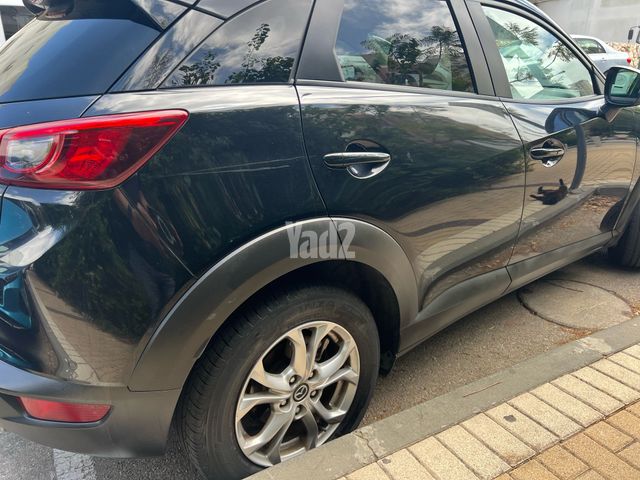מודעת רכב מאזדה CX-3