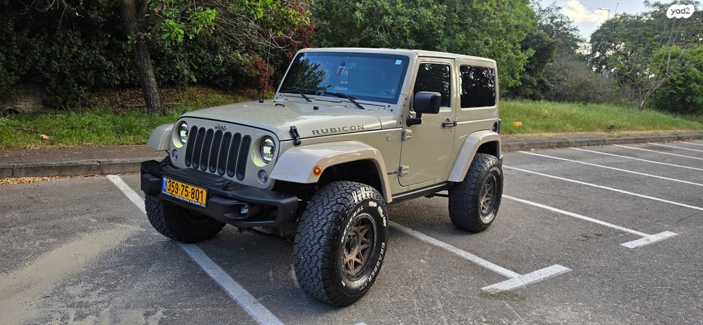 מודעת רכב ג'יפ רנגלר