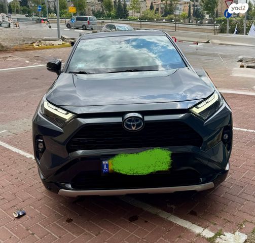 מודעת רכב טויוטה RAV4
