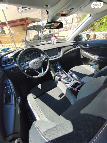 מודעת רכב אופל גרנדלנד