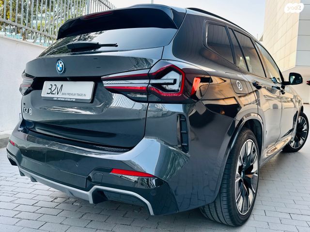 מודעת רכב ב מ וו iX3 1