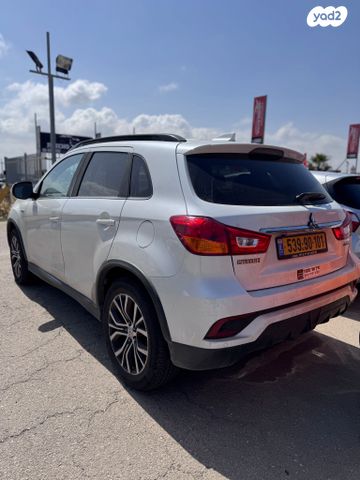 מודעת רכב מיצובישי ASX 1