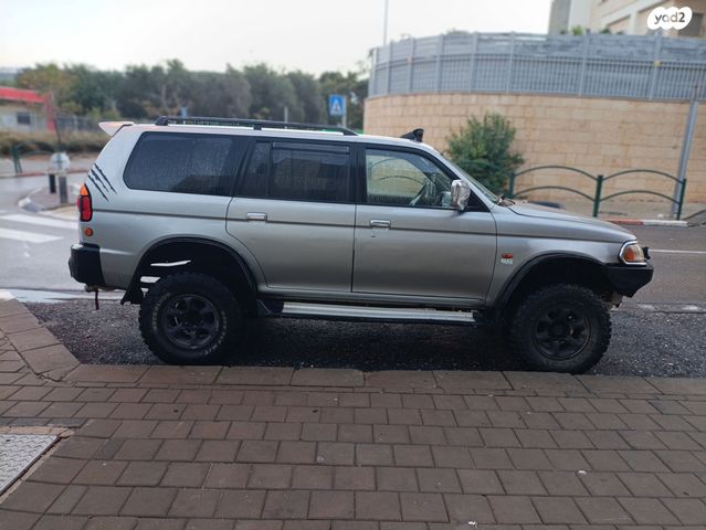 מודעת רכב מיצובישי פג'רו