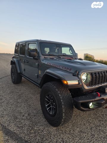 מודעת רכב ג'יפ רנגלר