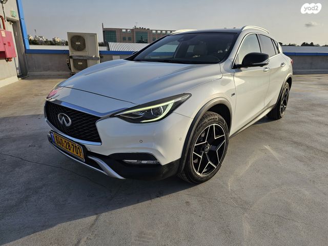 מודעת רכב אינפיניטי QX30