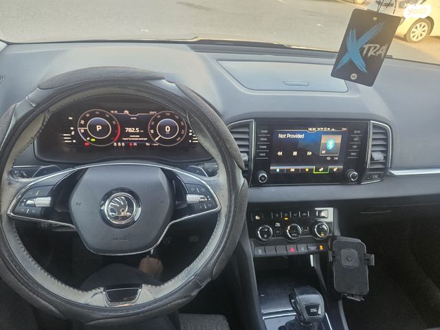 מודעת רכב סקודה קארוק